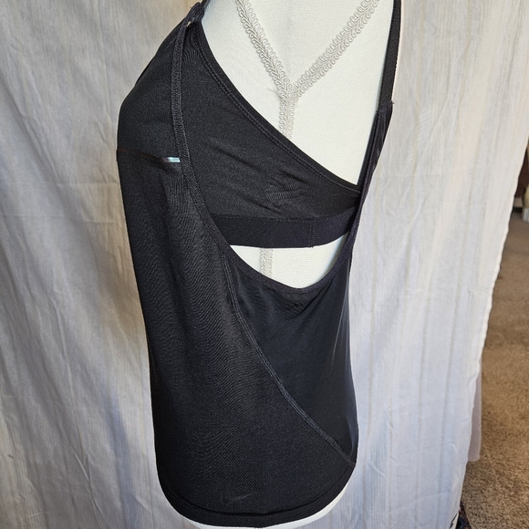 Nike Women's Black Dri-FIT Woven 2-in-1 Training Sports Tank Top, Size XS - Picture 2 of 6